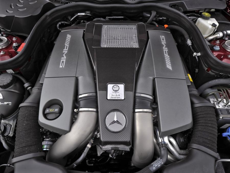  Mercedes-Benz CLS63 AMG 2010 года  (US) (фото 26 из 77)
